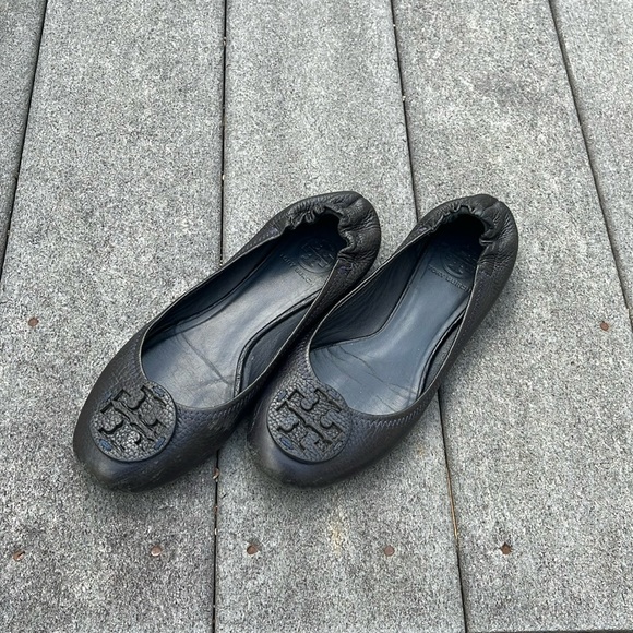 Tory Burch Designer Minnie Dark Black Leather Travel Street Flats - Picture 4 of 10